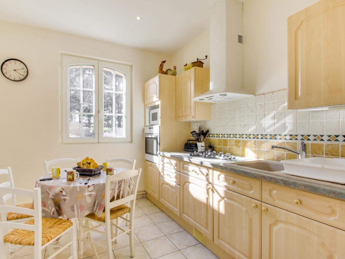 Holiday Home Le Petit Biyou By Interhome Динард Екстериор снимка