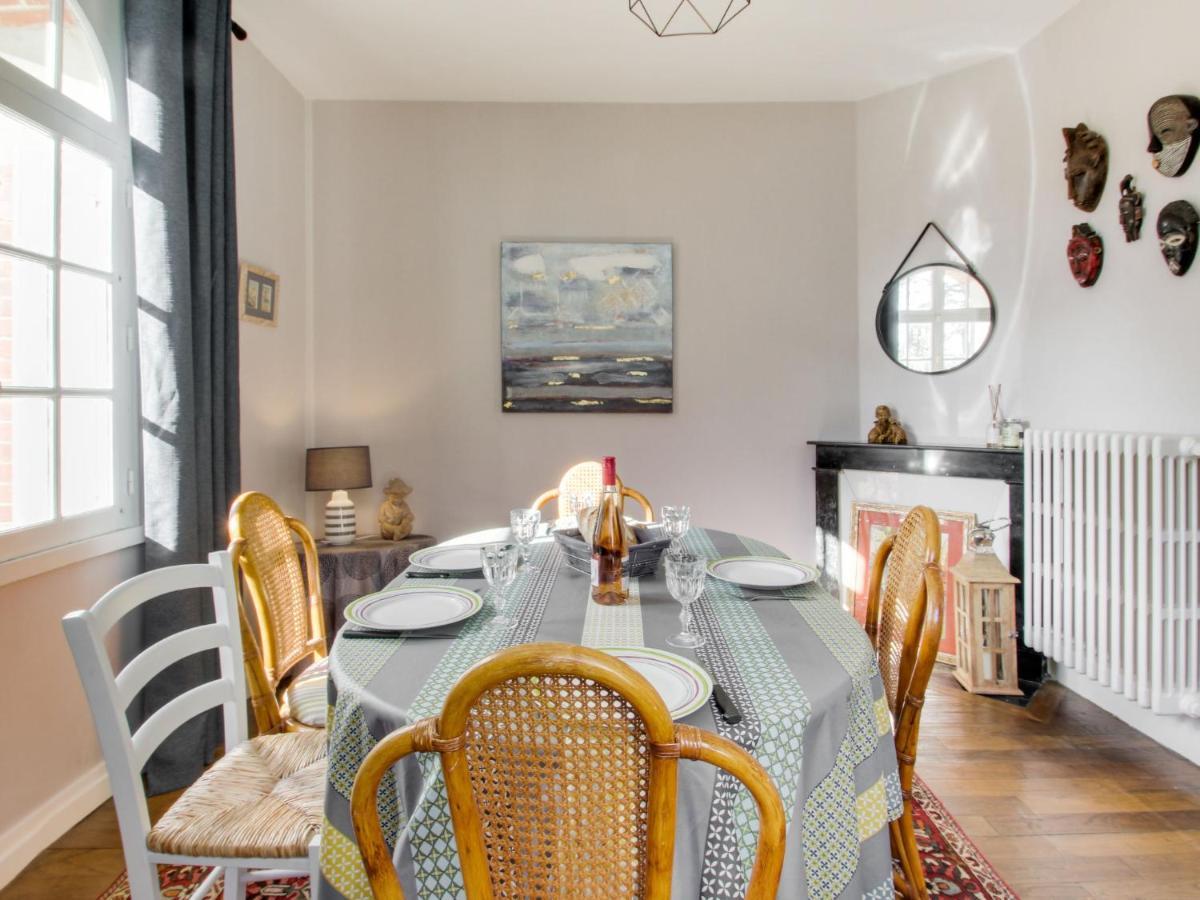 Holiday Home Le Petit Biyou By Interhome Динард Екстериор снимка